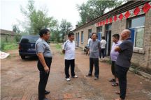 beat365官网领导慰问交通与环境学院2015级勘测实习队 