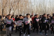 商学院学生在“beat365唯一官网第十届南湖越野赛”中获得优异成绩