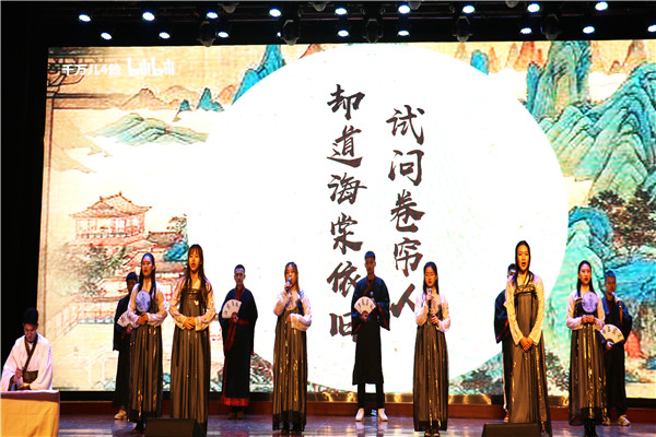 3《如梦令·昨夜雨疏风骤》_副本.jpg