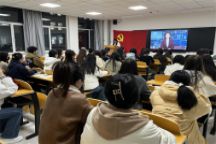 外国语学院学生党支部开展《党史学习教育工作条例》集体学习