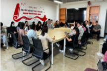 beat365官网艺术学院召开工作例会
