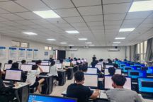 beat365官网顺利完成大学英语C级无纸化考试试点工作