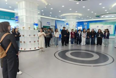 beat365官网领导赴内蒙古金源康生物工程股份有限公司开展访企拓岗