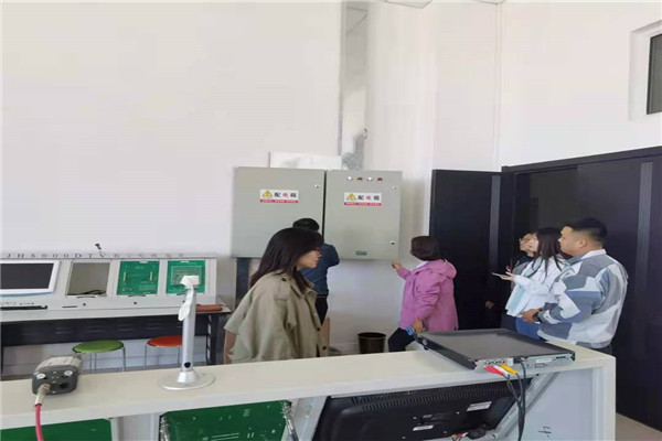 南区实验室电路检查_副本.jpg