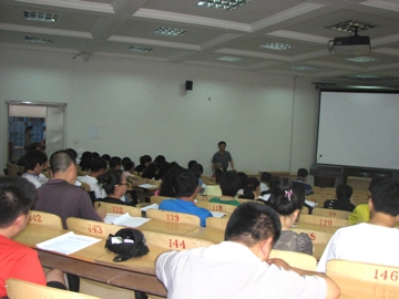 beat365唯一官网召开2010-2011学年第二学期期末考试考务工作会议